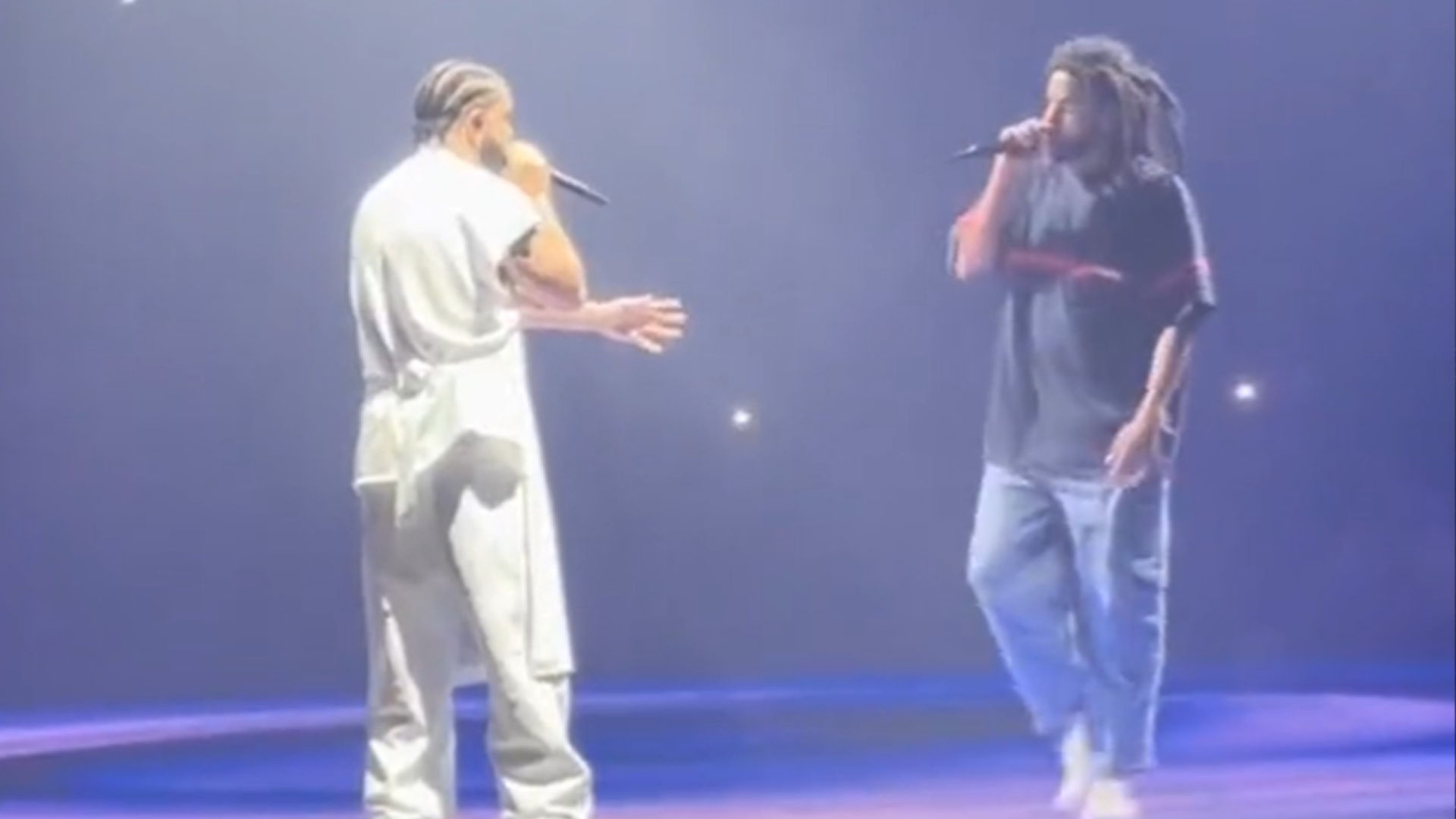 WATCH Drake surprises fans with special performance from J Cole before